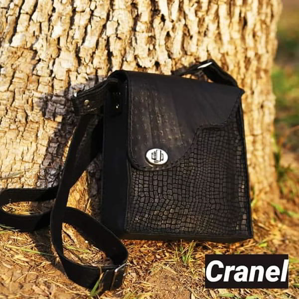 Cartera Handmade Black